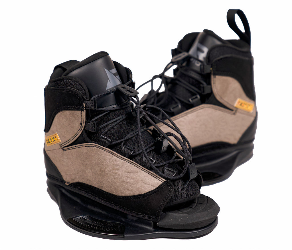 THE SUNRISE GIRLS WAKEBOARD PACKAGE